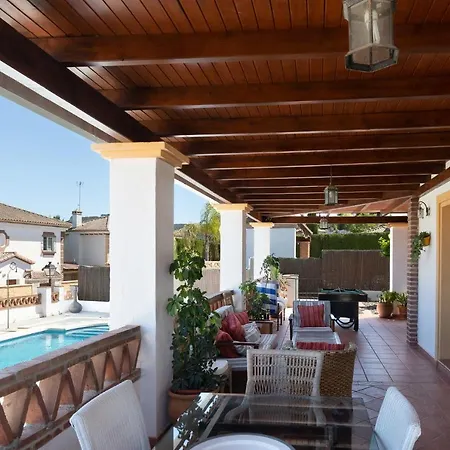 Tranquil Private 4-bed With Mountain Views Coín